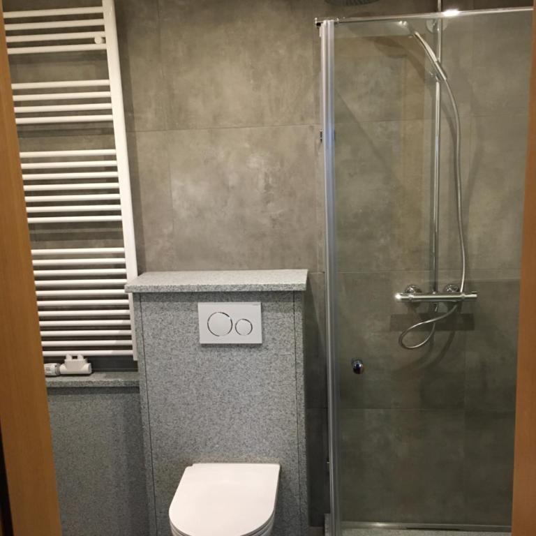 Gästehaus Biggi - Doppelzimmer mit Balkon - 8