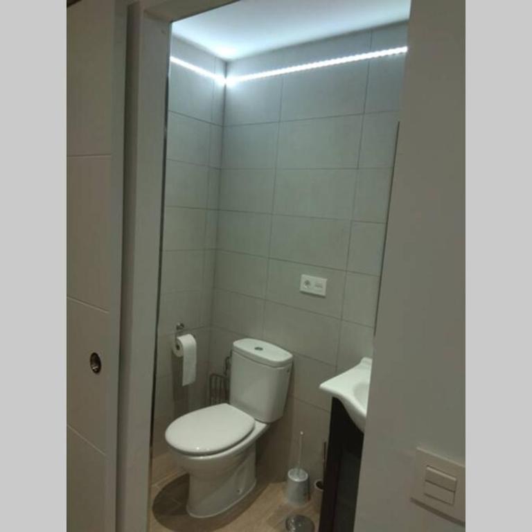 Apartamento T28 Edif Europa y parking gratuito - Apartamento de 2 dormitorios - 11