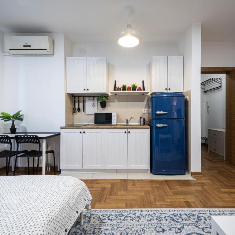 !PROMO! Сentral Safe n Sound Studio-Free private parking-Fast WI-FI - Studio Apartman - 14