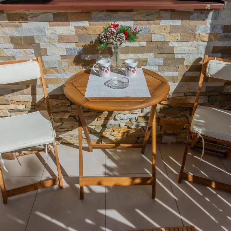 Predo Apart - Apartman - 77