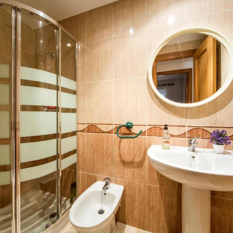 2 Bedroom Nice Apartment In Oropesa - Apartamento de 2 dormitorios - 16