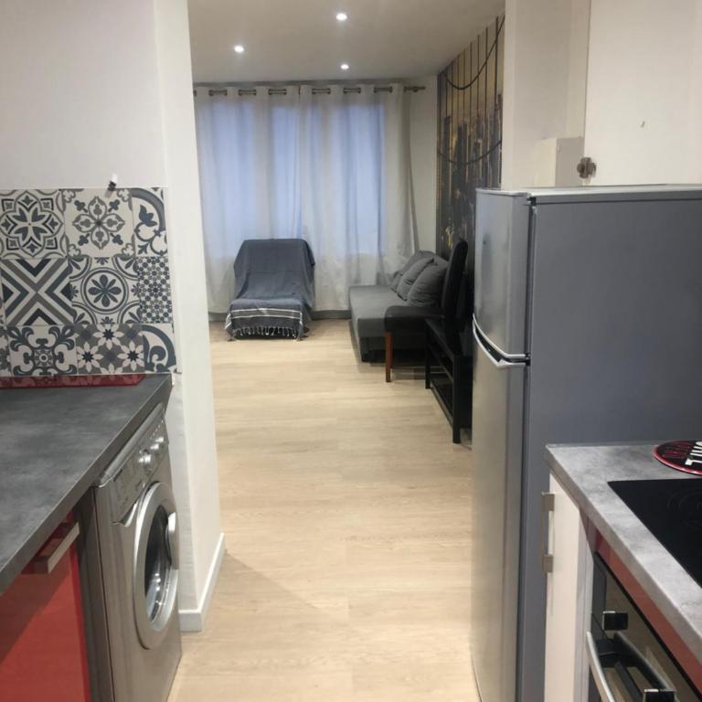 F3 AVEC PARKING ROUEN COTE DOCK76 - Appartement 2 Chambres - 6