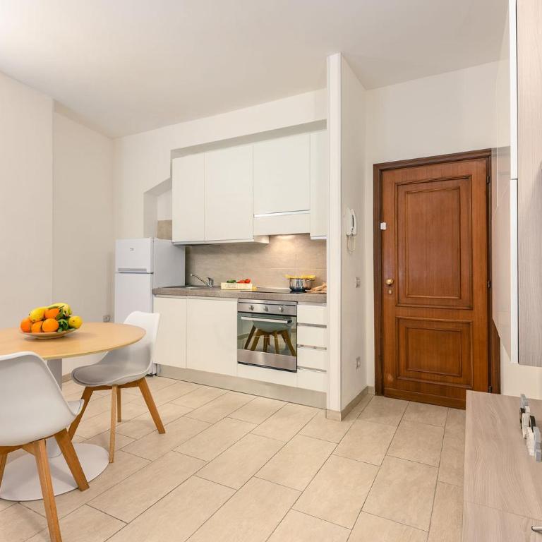 Duomo Confort Suite - Duplex Apartment - 24