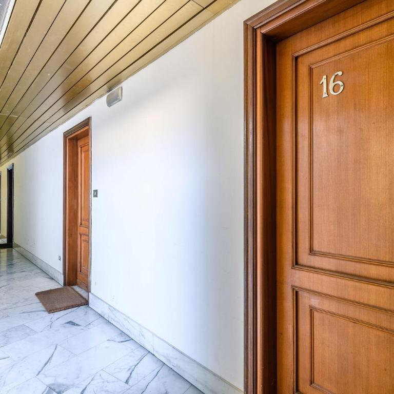 Duomo Confort Suite - Duplex Apartment - 35