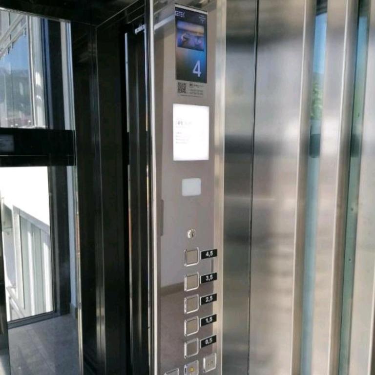 Vi studio city center 2min to sea - Studio Apartment with Sea View - 7