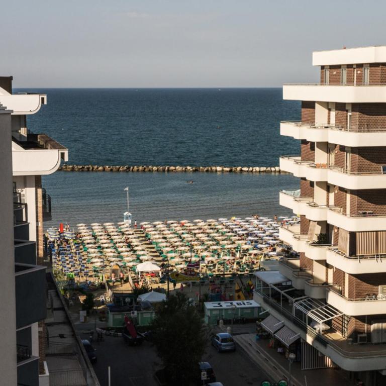 Hotel Fabius - Camera Matrimoniale con Balcone - 3