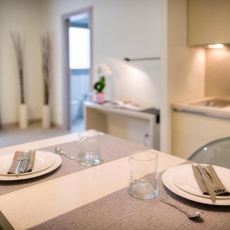 Forte16 View & SPA - Camera Superior con Balcone - Accesso Cucina e Piscina - 11