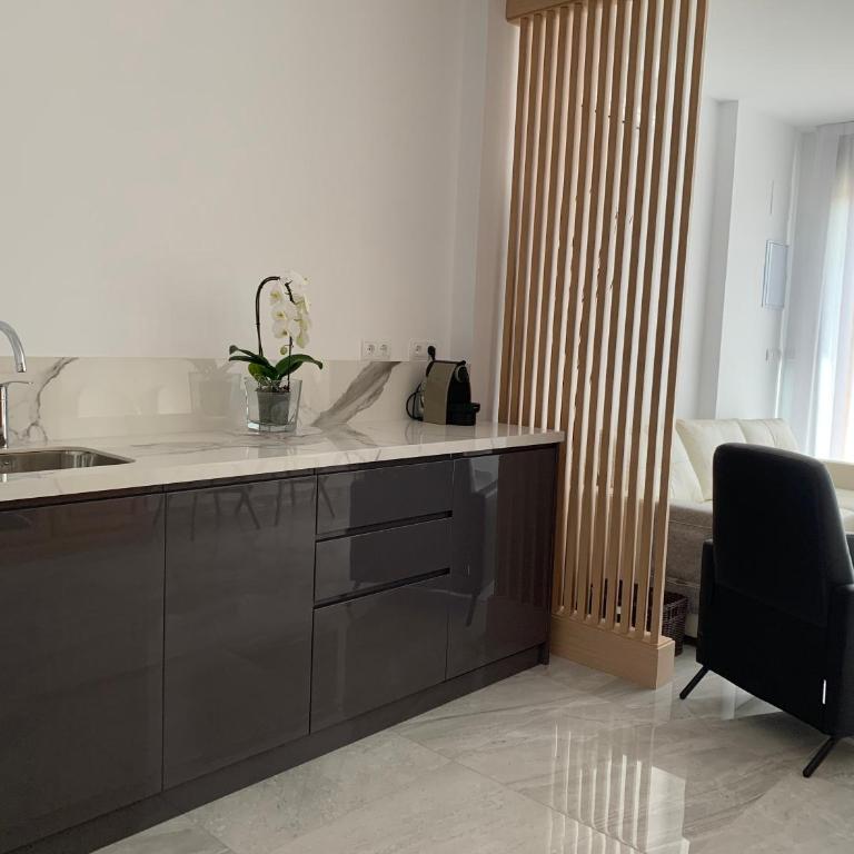 Casa de invitados con piscina privada y WIFI - One-Bedroom House - 17