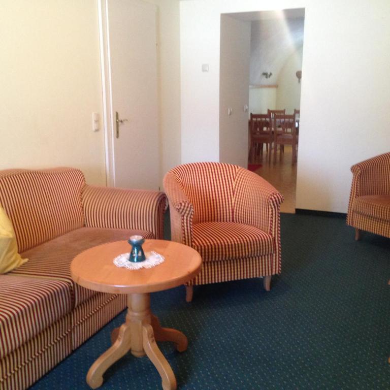 Appartements im Forsthaus Wunderbar ruhige Ferienwohnungen in Strobl am Wolfgangsee im Forsthaus - Apartment mit 2 Schlafzimmern - 1
