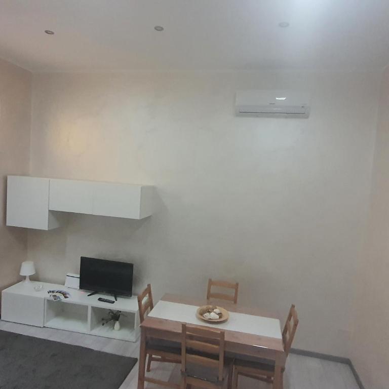 Castellano Home - Ursino - One-Bedroom House - 8