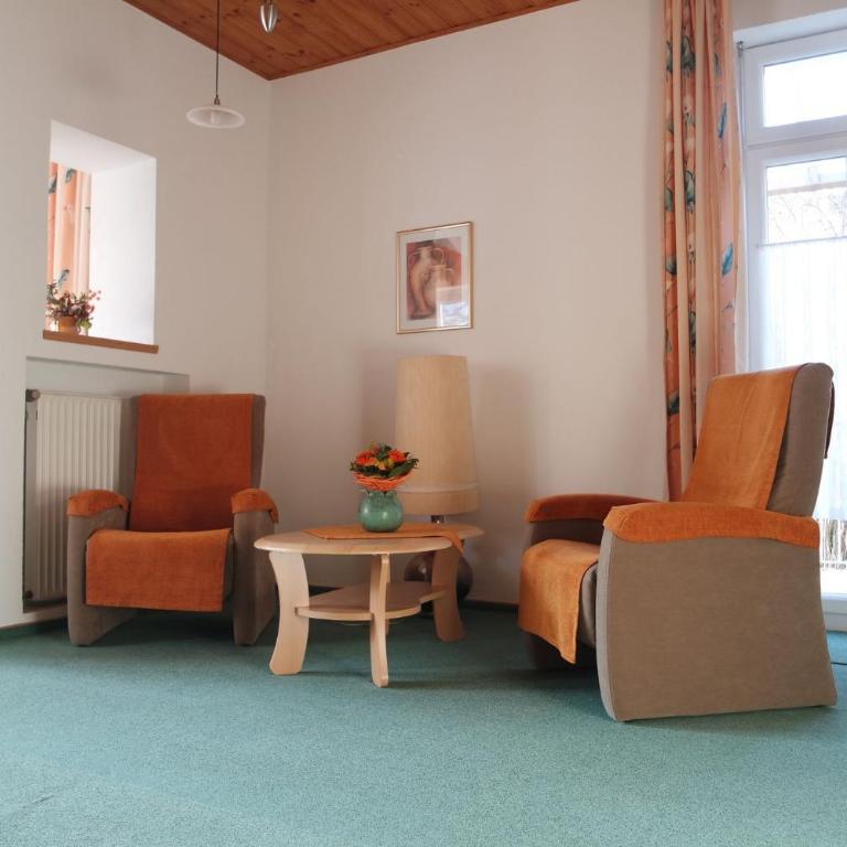 Haus Alpenruhe - Apartment mit Balkon - 2