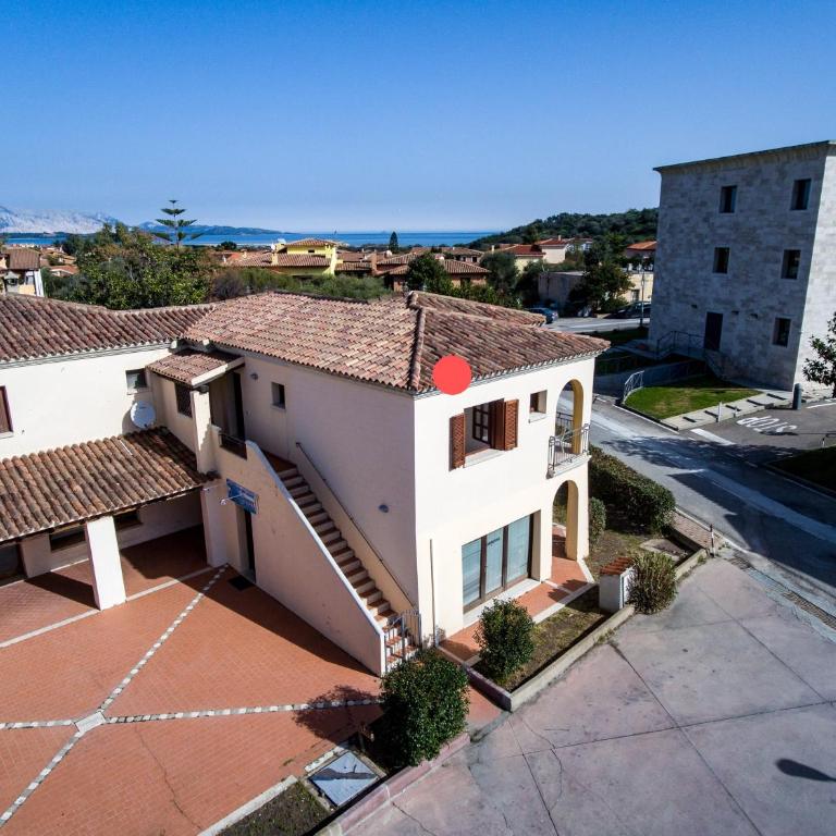 Appartamento San Teodoro centro - Appartamento con 2 Camere da Letto - 46
