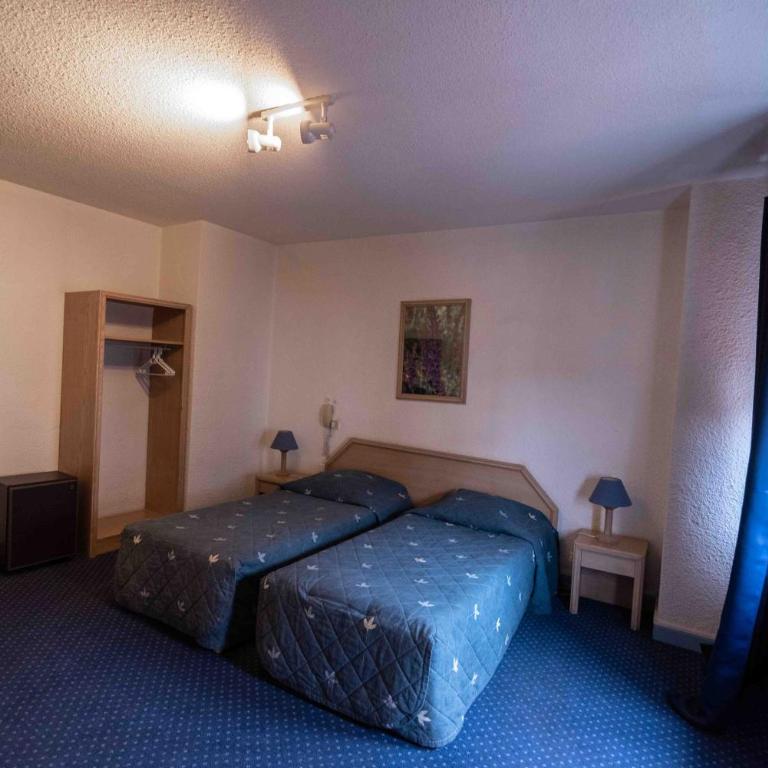 Hôtel de La Poste - Chambre Lits Jumeaux Spacieuse - 3
