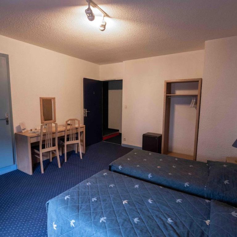 Hôtel de La Poste - Chambre Lits Jumeaux Spacieuse - 1