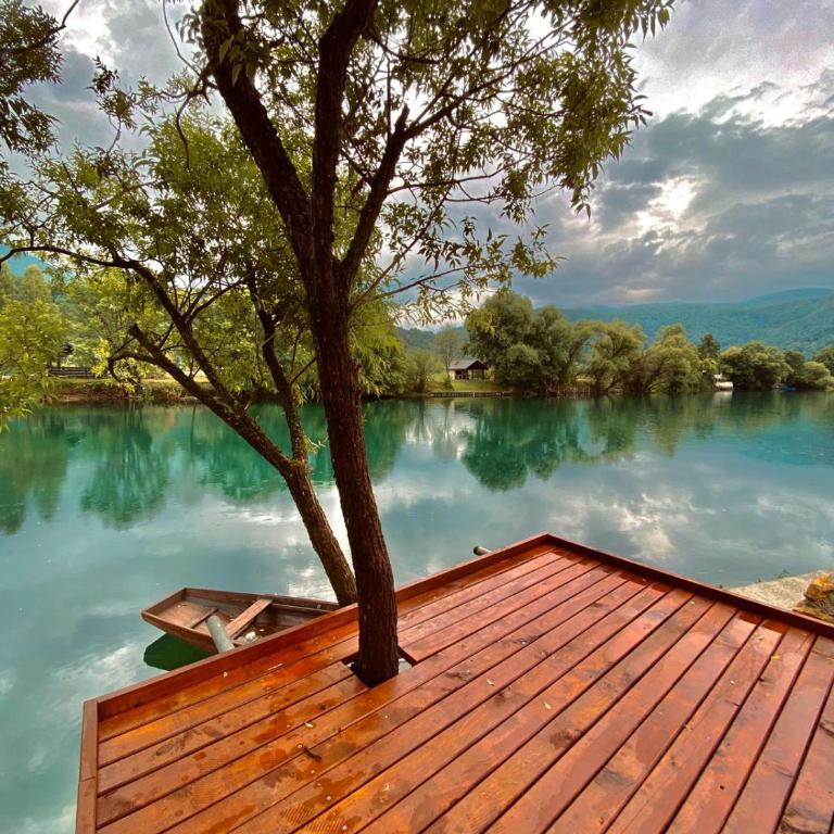 River Luxury House - Three-Bedroom Villa - 70