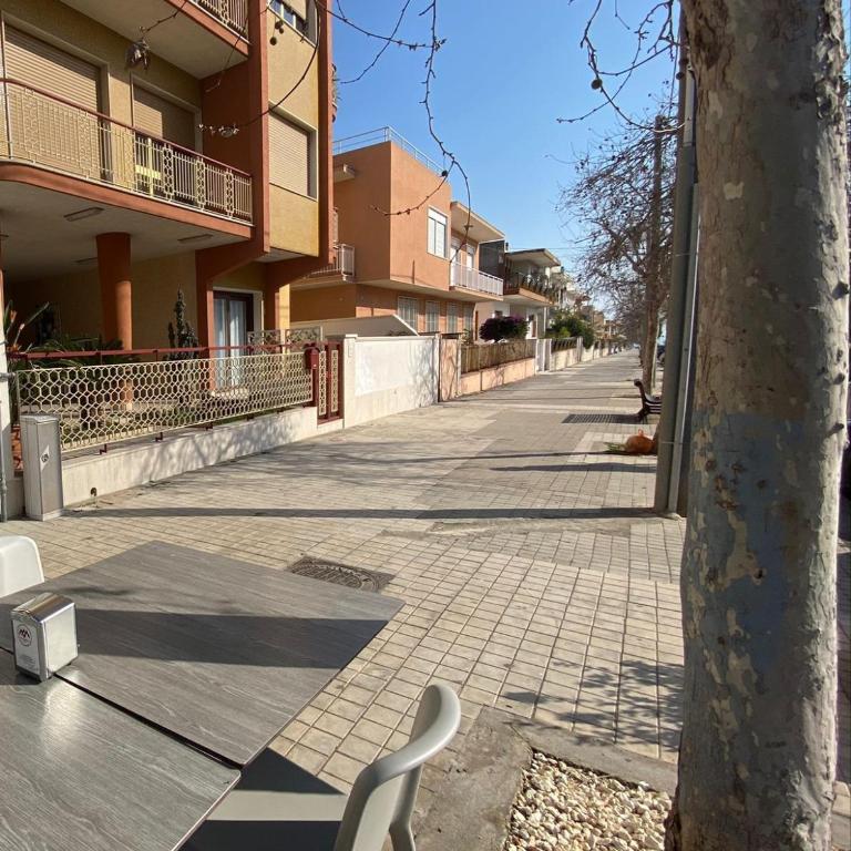 Sun Holiday - Casa con 2 Camere da Letto - 17