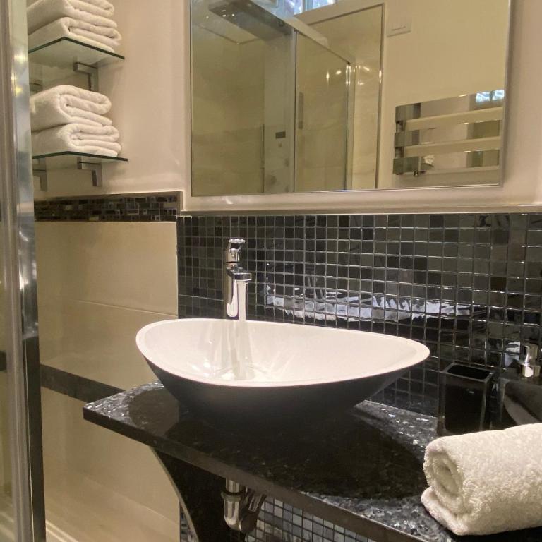 I Due Grifoni Apartments - Appartamento con 2 Camere da Letto - 8
