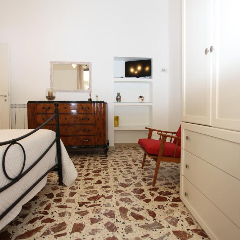 Casa Rosa - Appartamento con 2 Camere da Letto - 10