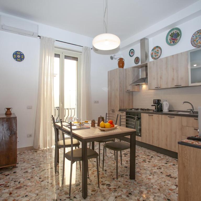 Casa Rosa - Appartamento con 2 Camere da Letto - 3