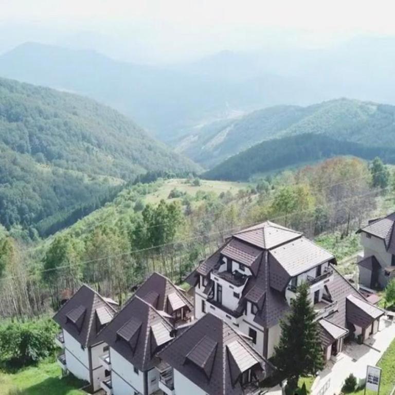Apartments View Dvori E25 - Two-Bedroom Apartment - 37
