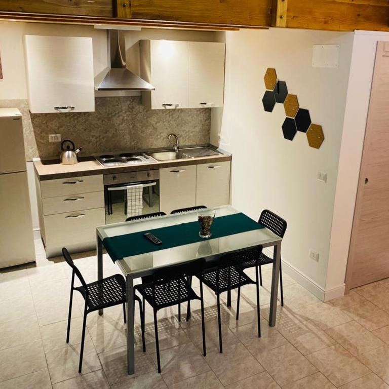 Il Vicolo Home 2 - Three-Bedroom House - 18
