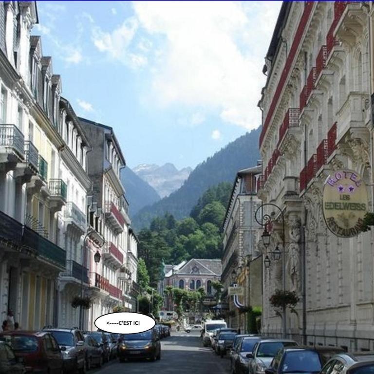 CAUTERETS CENTRE AU CALME - Appartement 2 Chambres - 18