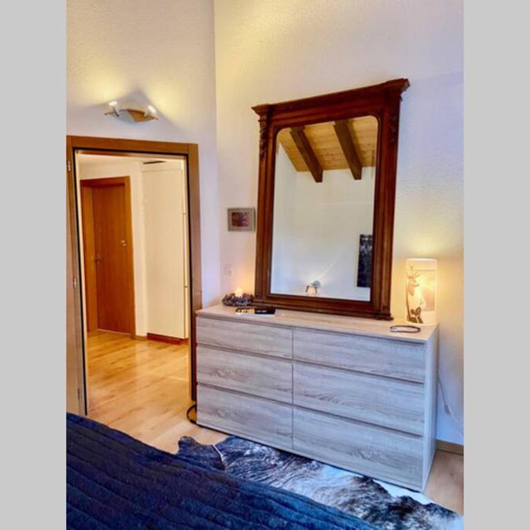 Saas-Fee renovated flat in center of the village - Apartment mit 2 Schlafzimmern - 10