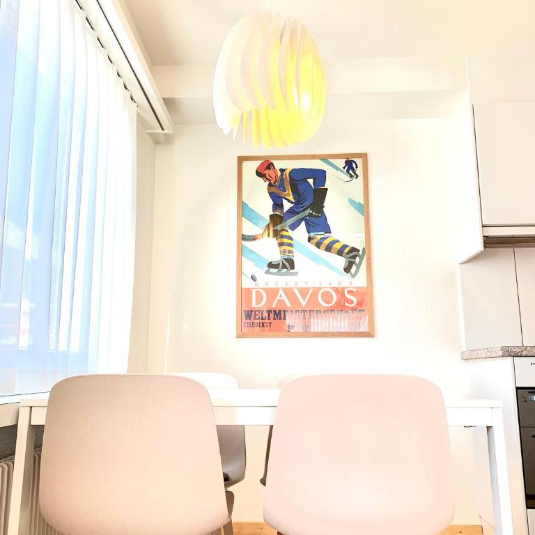 Holiday apartment Bolgen - close to everything! Bolgen, Jakobshorn, bus stop, train station, supermarket, ski school, ski rentals, restaurants and more! - Apartment mit 1 Schlafzimmer - 16