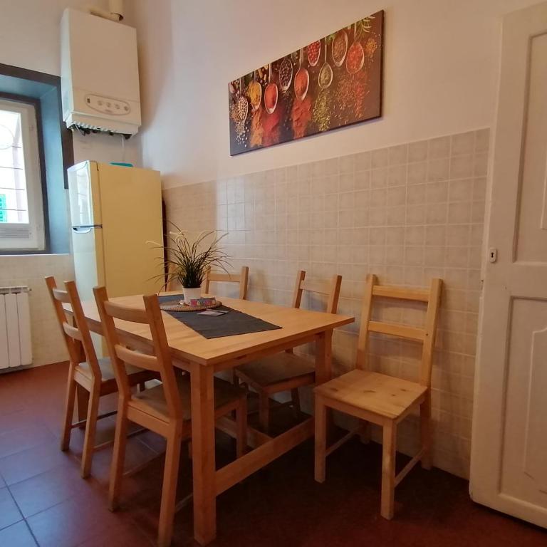 Sant'Antonino Apartments - Appartamento Deluxe con 3 Camere da Letto - 13