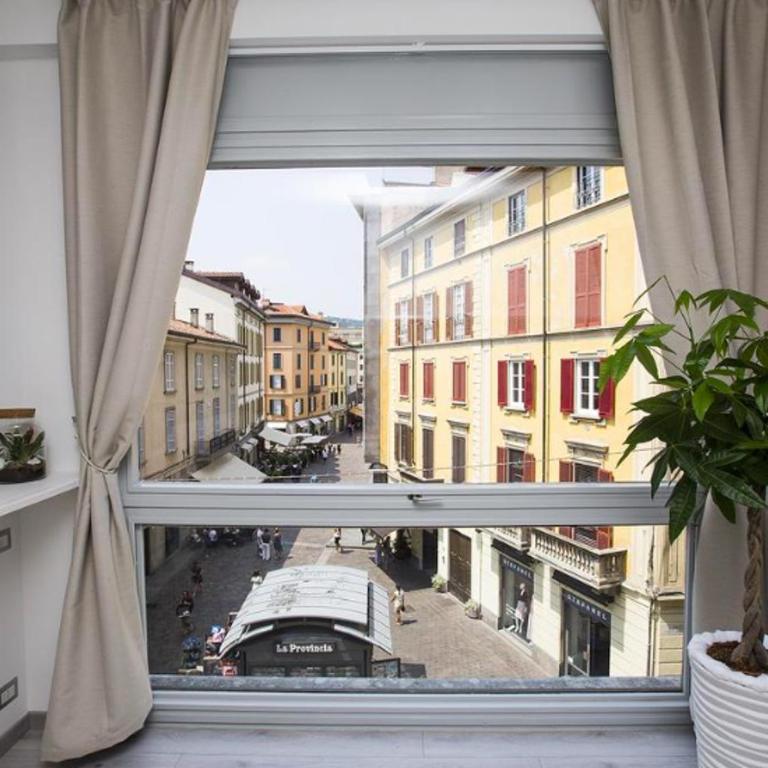 Downtown Como-Luxury Suites - Loft - 17