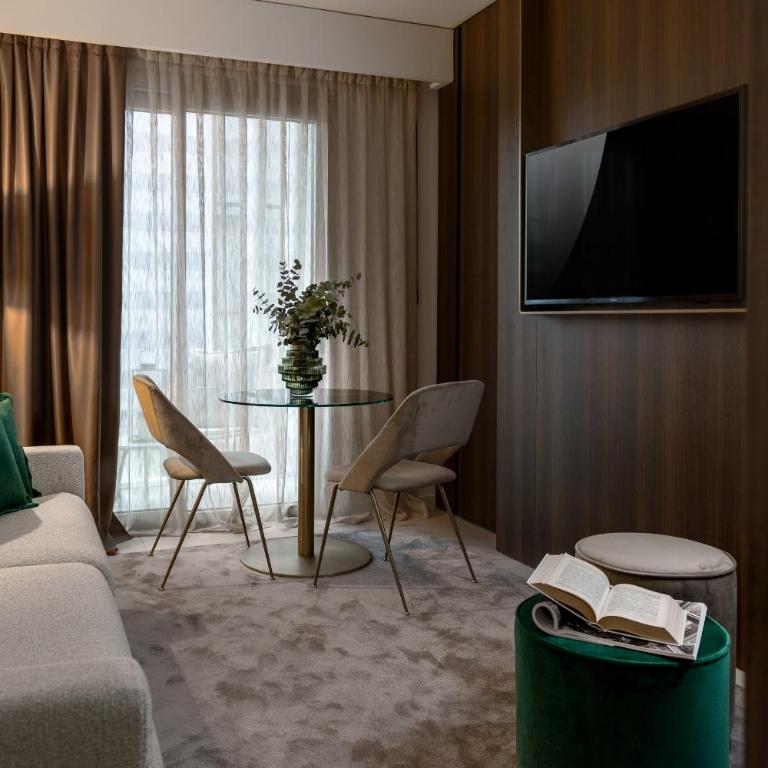 We Me Suite Hotel - Junior Suite - 8