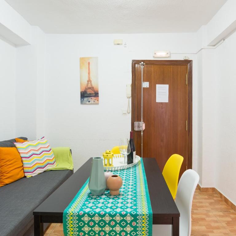LARIOS CENTRO PARKING INCLUIDO f3 - Two-Bedroom Apartment - 22