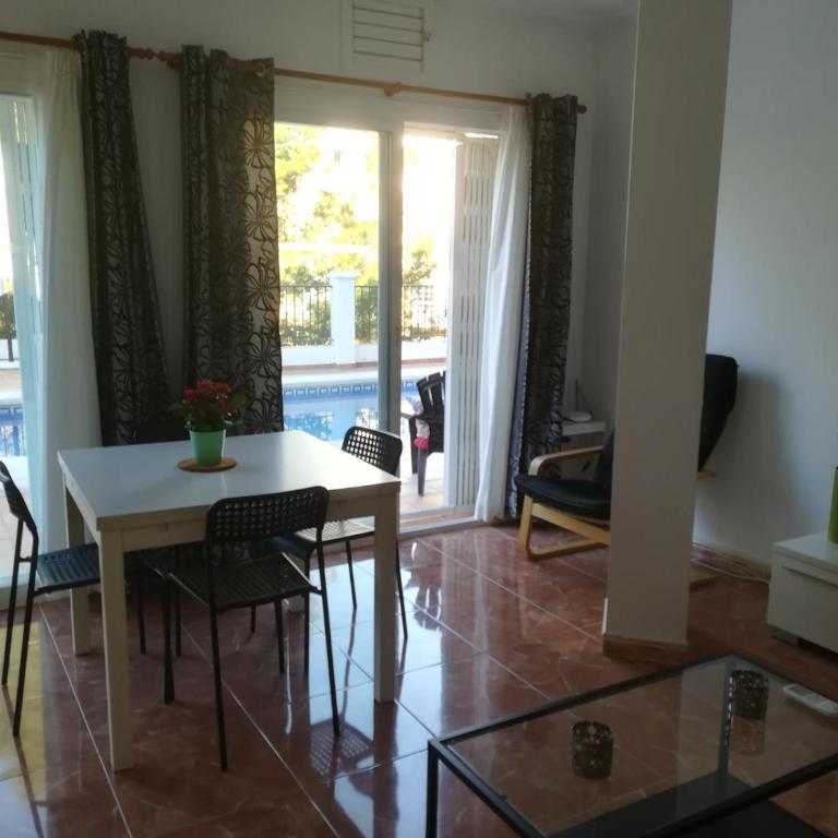 Burriana Holiday Apartments - One-Bedroom Apartment - 6