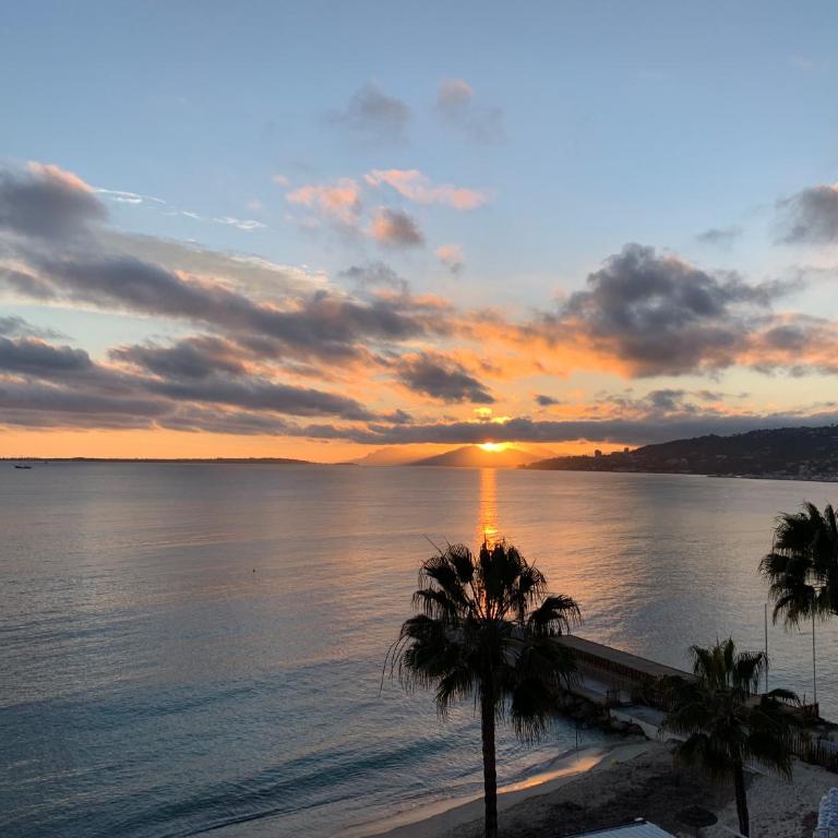Vue Mer Panoramique, Clim, Balcon et Plages - Appartement - Vue sur Mer - 4