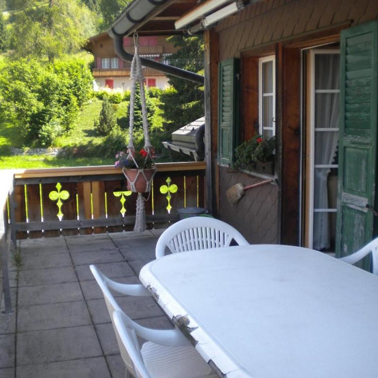 Chalet uf em Stutz 1 - Apartment mit 2 Schlafzimmern und Balkon - 3