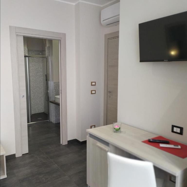 B&B Margherita - Deluxe Double or Twin Room with Sea View - 32