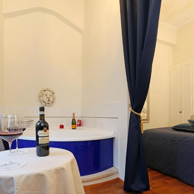 Grand Tour Rome Suites - Liberty Collection - Suite Deluxe con Vasca Idromassaggio - 8