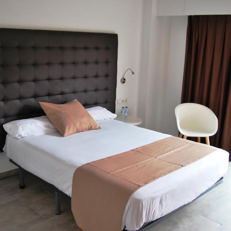 Estudiotel Alicante - Twin Room - 5