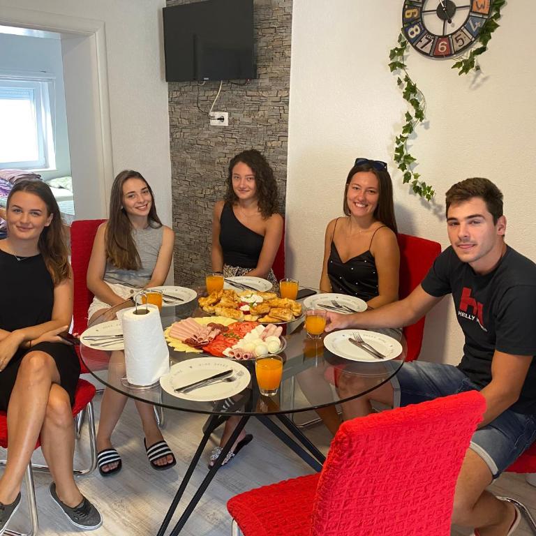 FAMILY apartment near Old Town - Two-Bedroom Apartment - 20