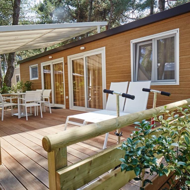 Dei Fiori Camping Village - Premium Chalet with Garden View - 5