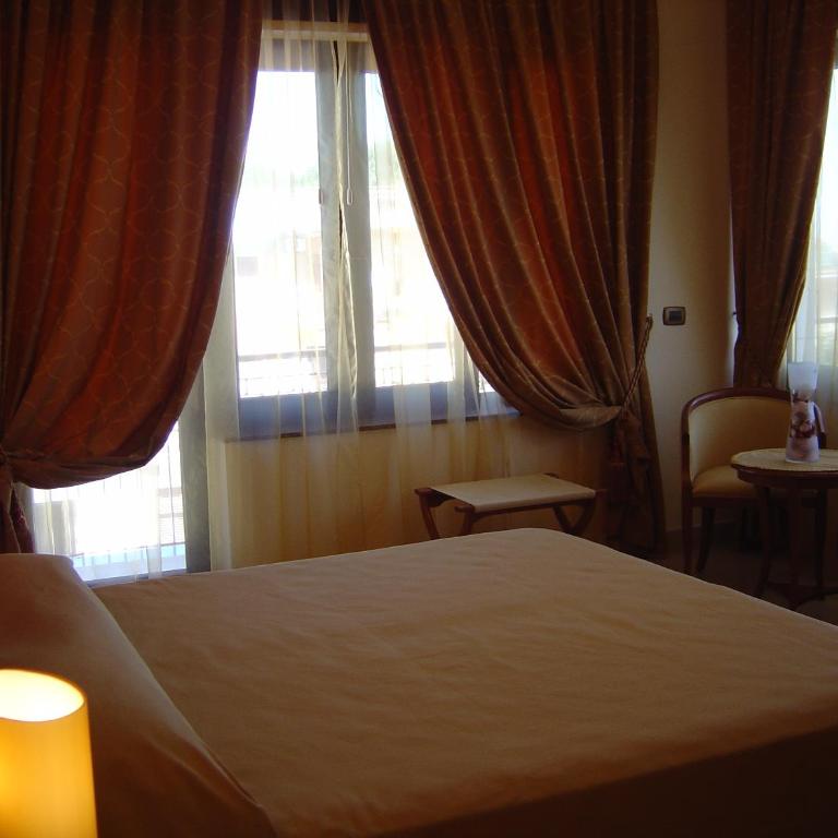 Ranch Palace Hotel - Double or Twin Room - 6