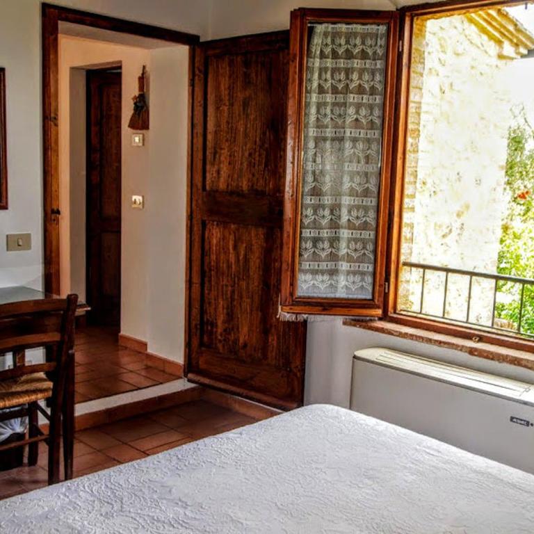 L'Aia Country Holidays - Appartamento con 1 Camera da Letto (3 Adulti) - 1