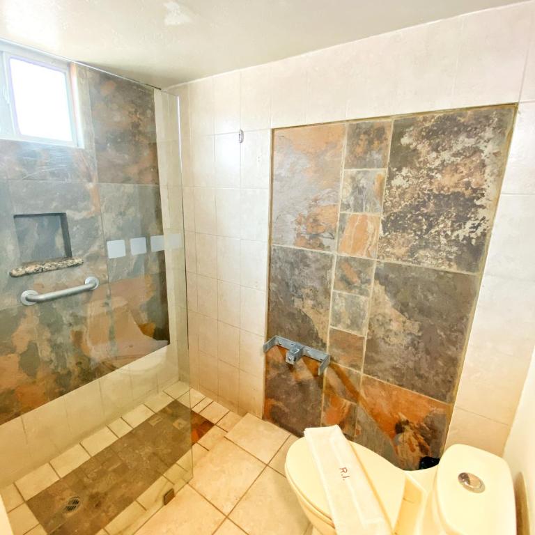 R INN de TIJUANA - Double Room - 4