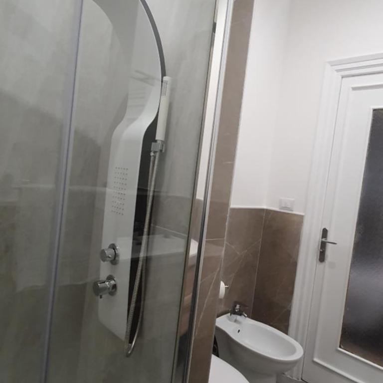 Carpe Diem Rooms by Marino Tourist - Deluxe Double Room with Balcony - 4