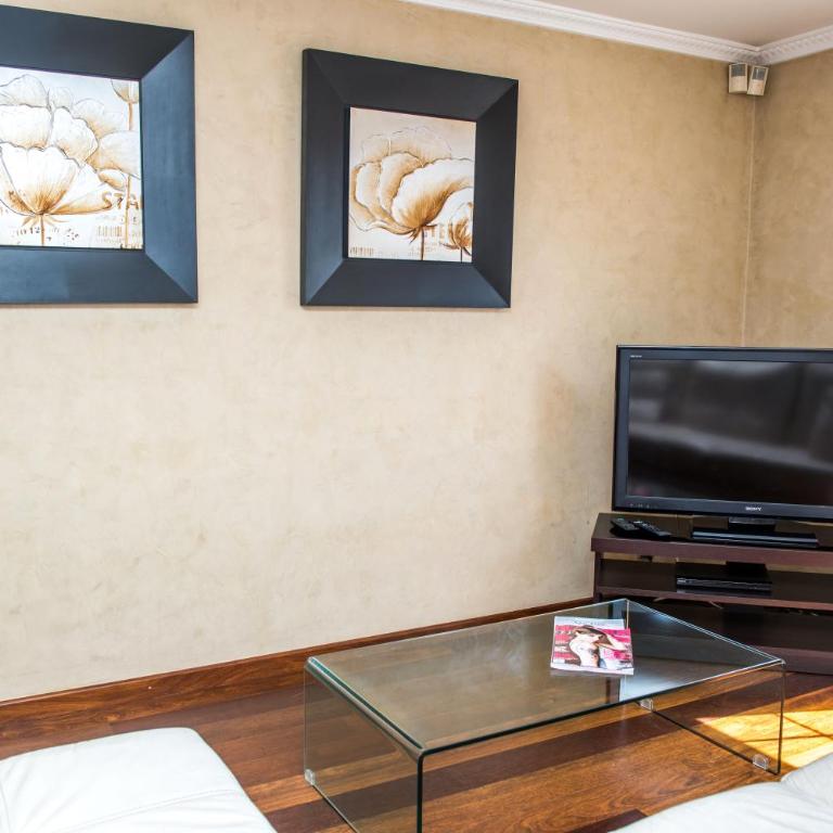 Splendid Gaudi Mercat del Ninot Apartment - Apartamento de 3 dormitorios - 8
