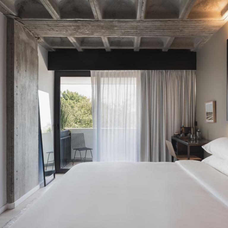 Bellwort Hotel - Suite con balcón - 2