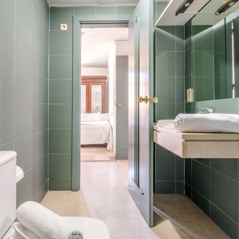 Gran Vía Apartment Granada - One-Bedroom Apartment - 13