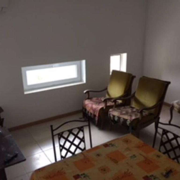 T3 avec grande terrasse et jardin sur les hauteurs de Martigues - Apartment mit 2 Schlafzimmern - 4