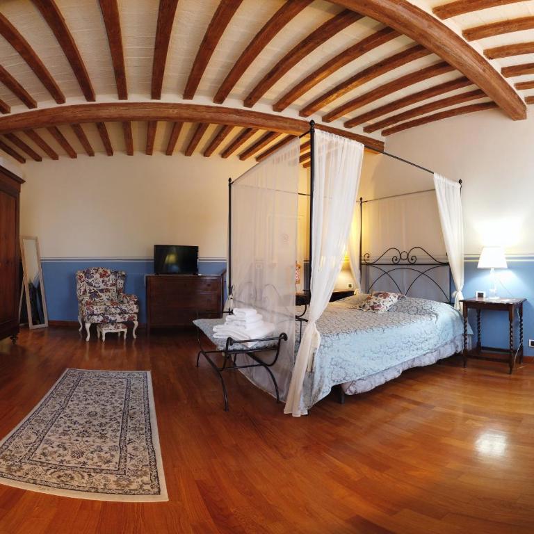 B&B Attico sulla Torre - Camera Matrimoniale Deluxe con Vasca - 1