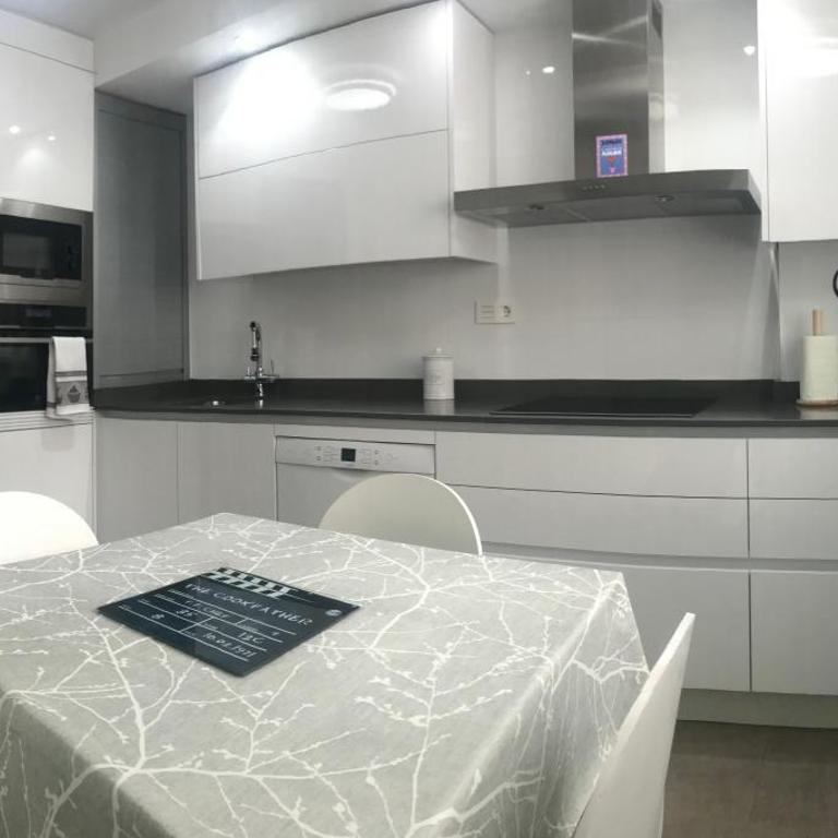 Apartamento con Parking Gratis en el Centro, 2 dormitorios - Apartamento de 2 dormitorios - 27